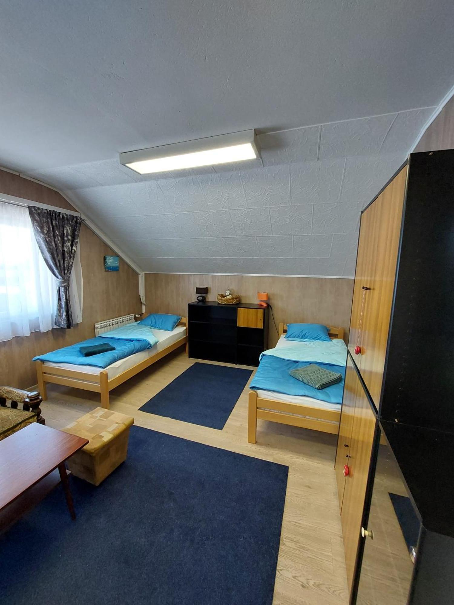 Hostel Suzzzy Novska Exterior photo